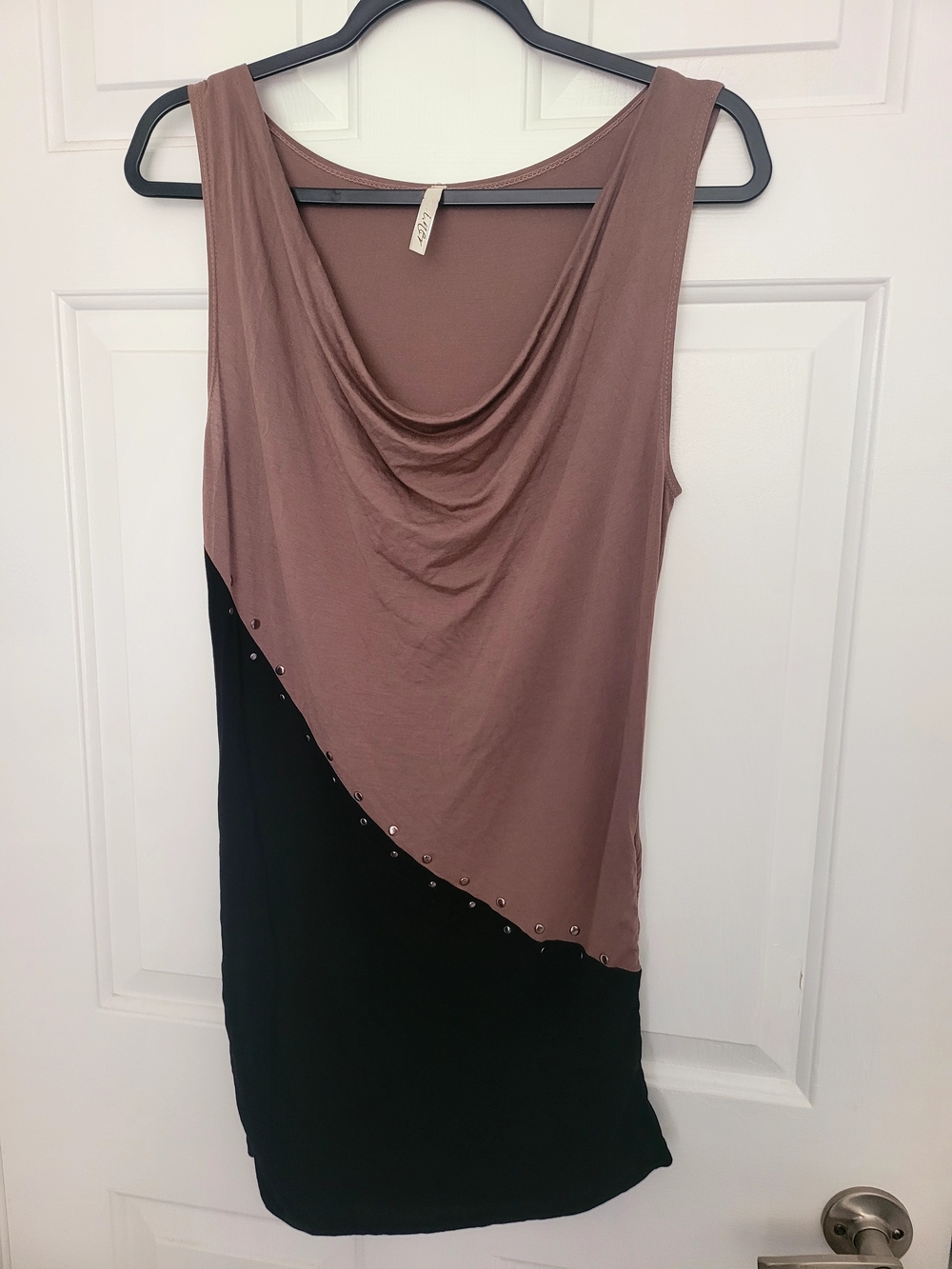 Women’s Two-Tone Drape Neck Tunic - Taupe and Black